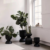 Hourglass Pot