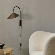 Load image into Gallery viewer, Arum Wall Lamp