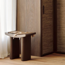 Load image into Gallery viewer, Roller Max Stool