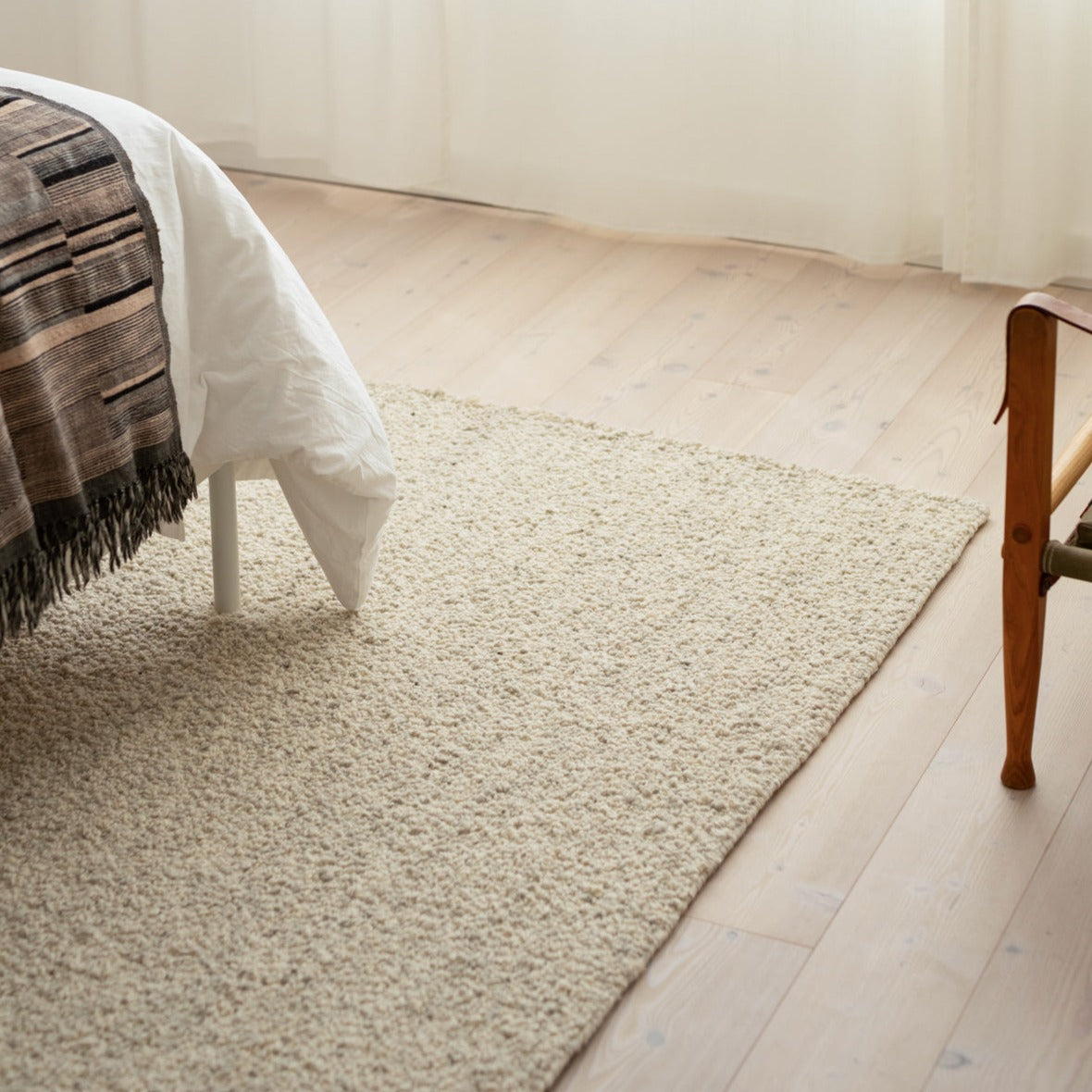 Buckle Rug Bouclé Area Rug – Stylegarage
