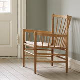 J82 Lounge Chair – Oak