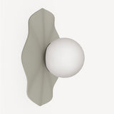 Marguerite Wall Lamp