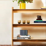 Tract Shelf