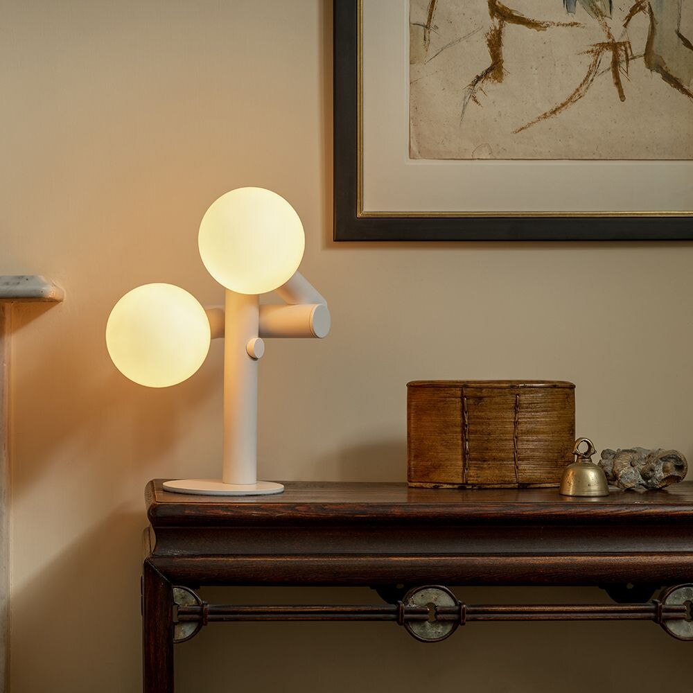 Echo Table Lamp