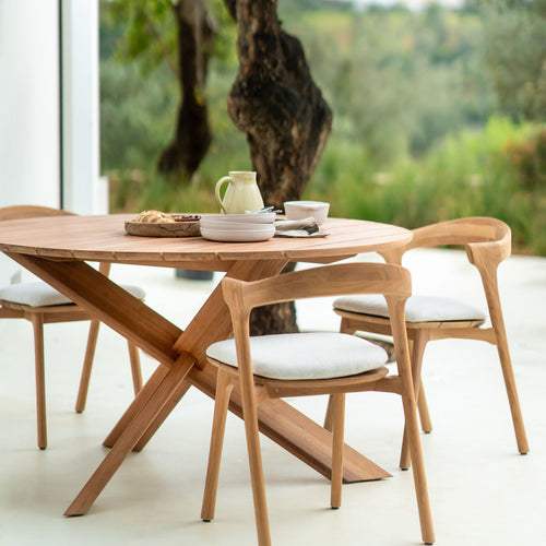 Circle Outdoor Dining Table