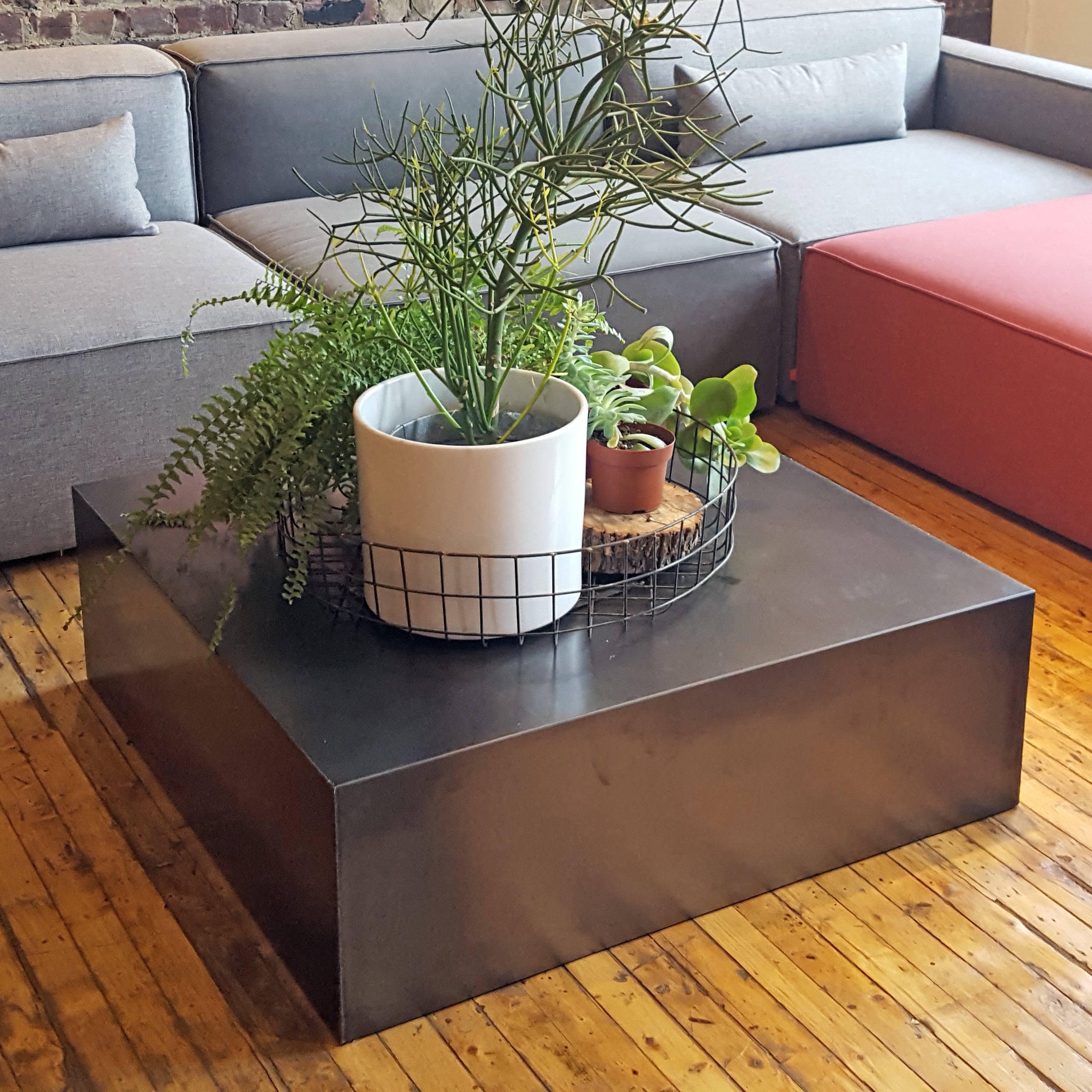 Hot-Rolled Cube Table – Stylegarage