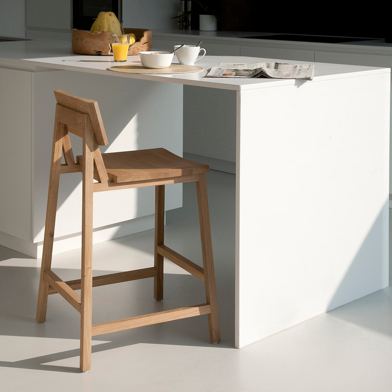 N3 counter top stool