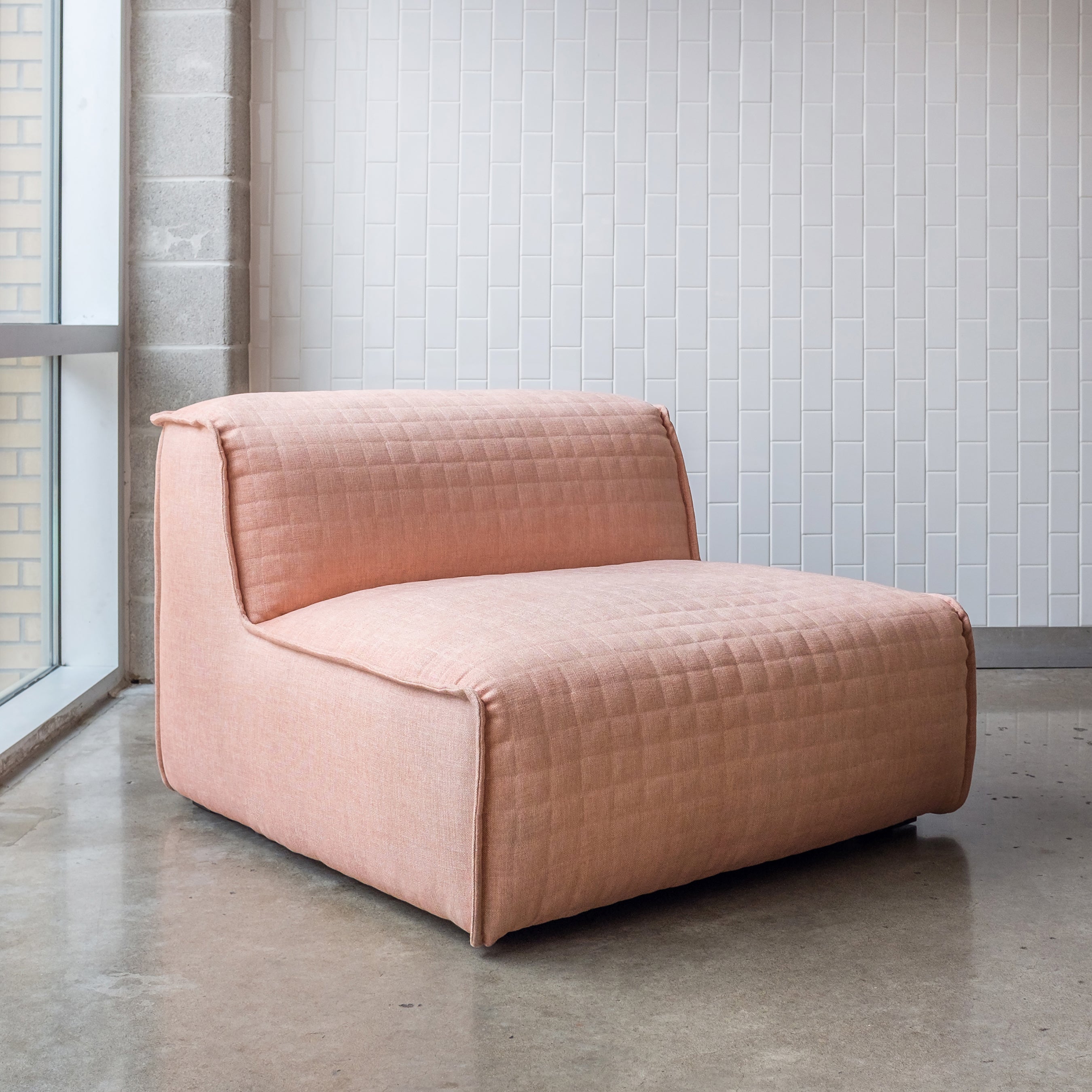 Gus nexus store sofa