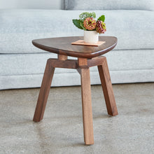 Load image into Gallery viewer, Solana Triangular End Table